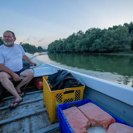 Obedska Bara - Retreat House 4* Kupinovo